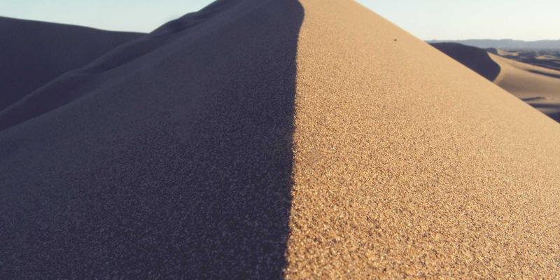 双减政策下课后服务课程资源的开发与管理策略：融合教育技术与教学技巧的新思路