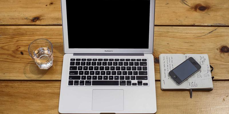 新课标下中小学劳动教育课程的系统化实施：课程资料、教育技术与教学技巧的融合创新